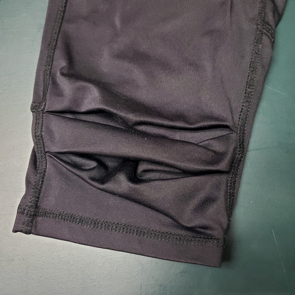 Sansara Yoga Black Mini Leggings - Picture 5 of 6